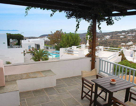 Spacious veranda with sea view