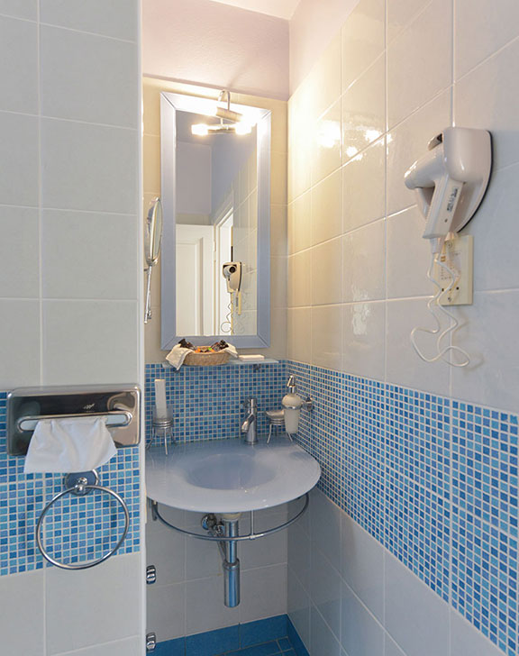 Modern bathroom in the superior rooms