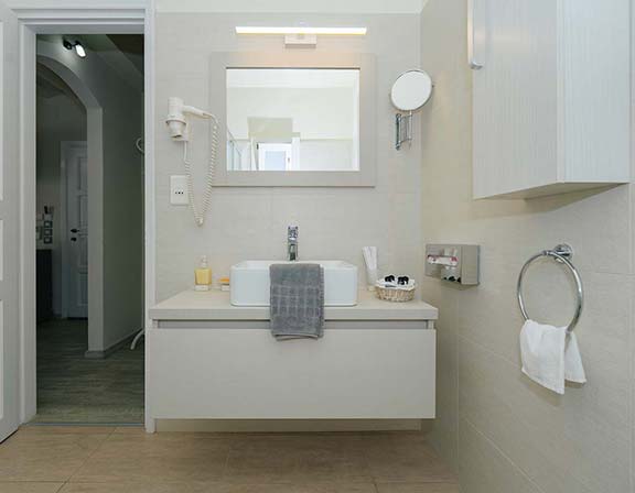 Modern bathroom in the superior rooms