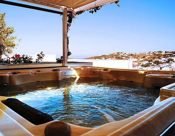 Le jacuzzi de l'hôtel Petali