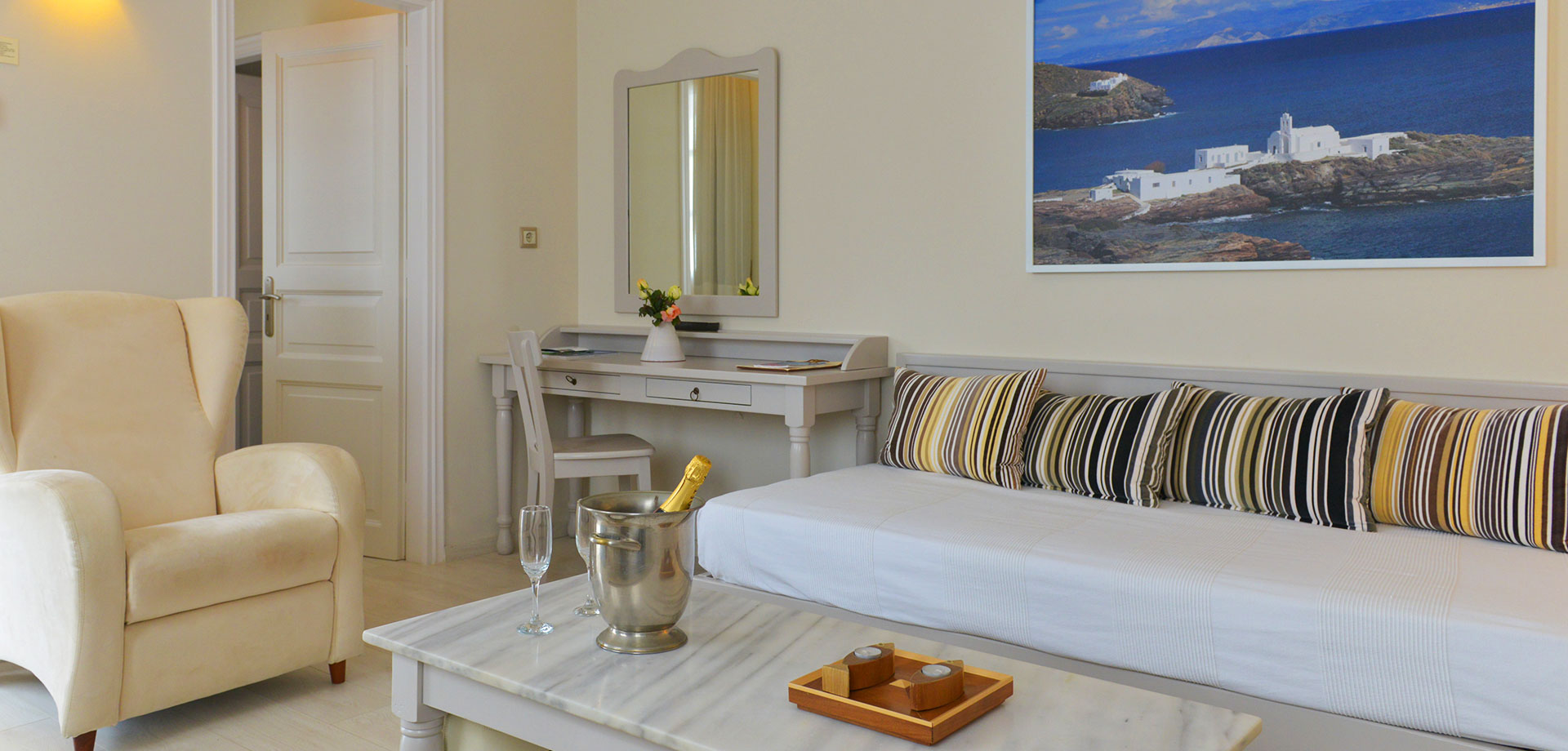 Comfortable stay in Sifnos hotel Petali