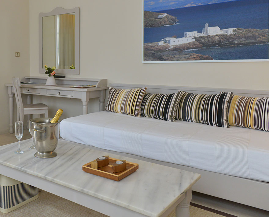 Suites junior et classiques de l'Hôtel Petali de Sifnos