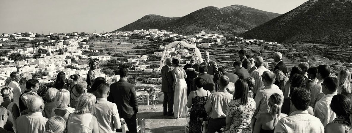 Wedding ceremony at hotel Petali Village in Sifnos